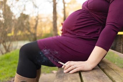 Pregnant woman smoking